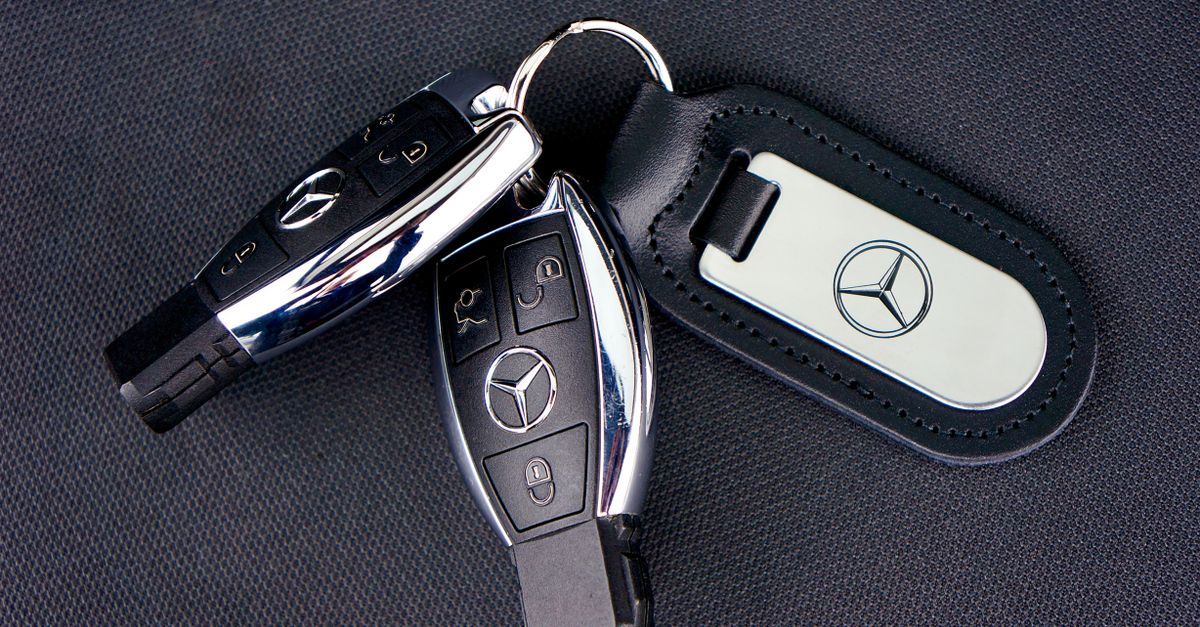Nissan car key fob — Cloisters locksmith NYC