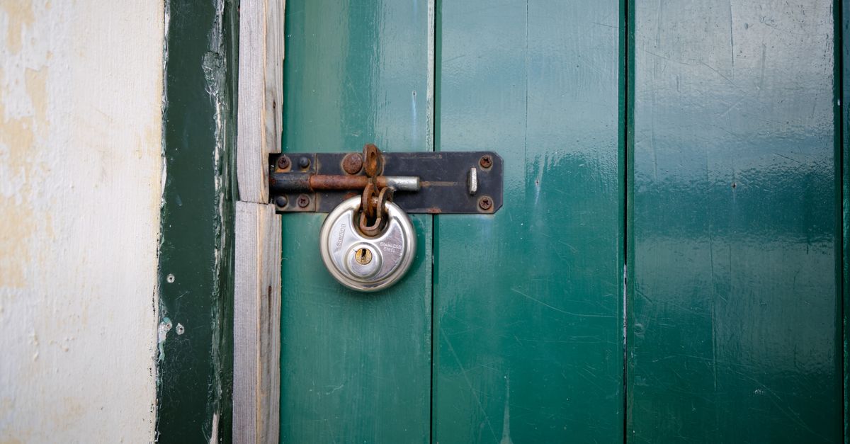 What a Home Lockout Service Call Actually Looks Like — Cloisters locksmith NYC